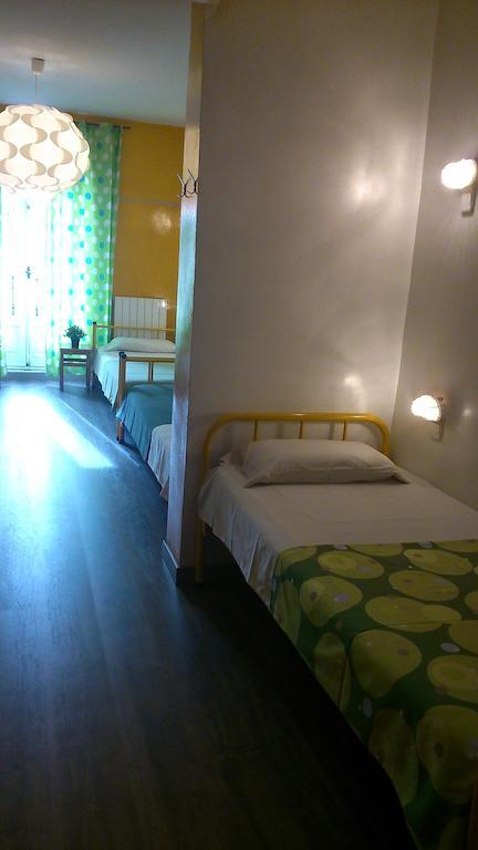 Los Amigos Hostel Madrid Cameră foto